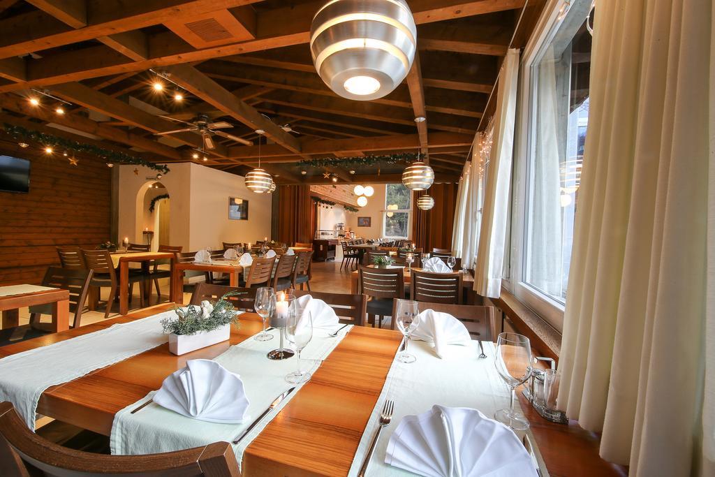 Hotel Gruesch Ngoại thất bức ảnh