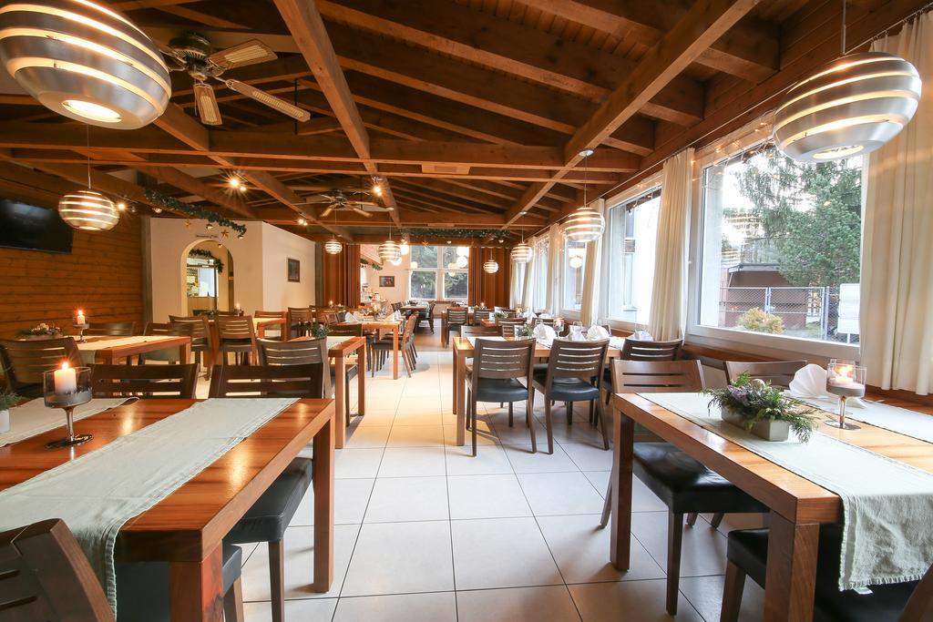 Hotel Gruesch Ngoại thất bức ảnh