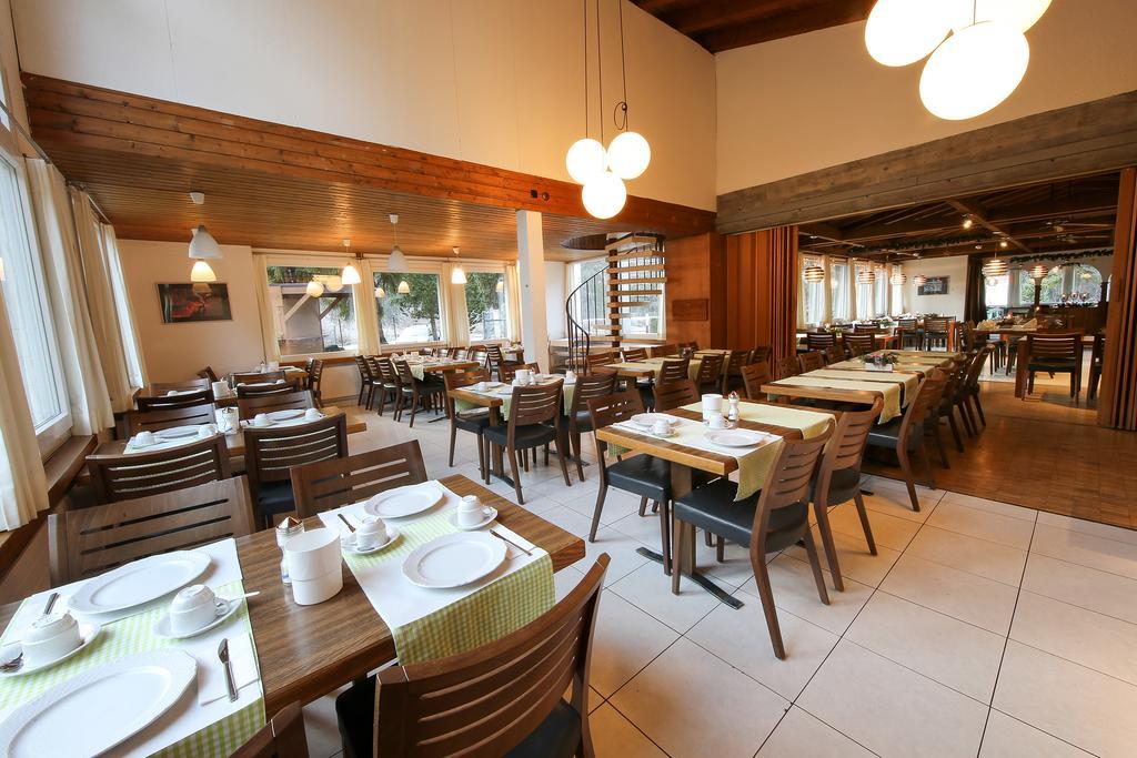 Hotel Gruesch Ngoại thất bức ảnh