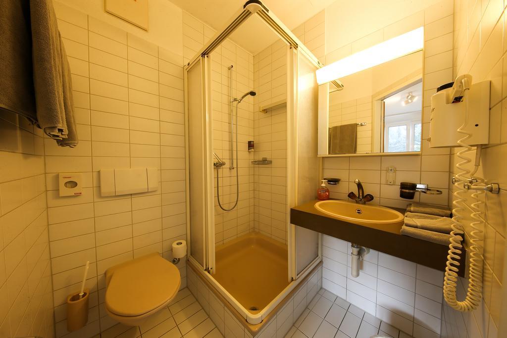 Hotel Gruesch Ngoại thất bức ảnh