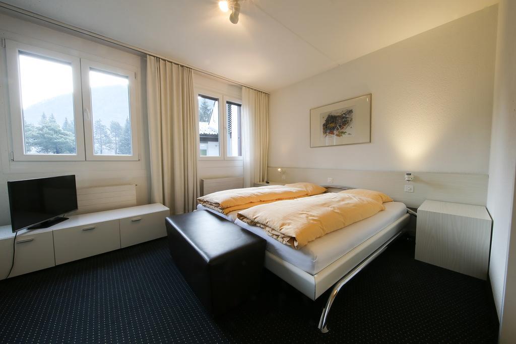 Hotel Gruesch Ngoại thất bức ảnh