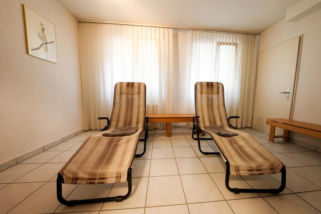 Hotel Gruesch Ngoại thất bức ảnh