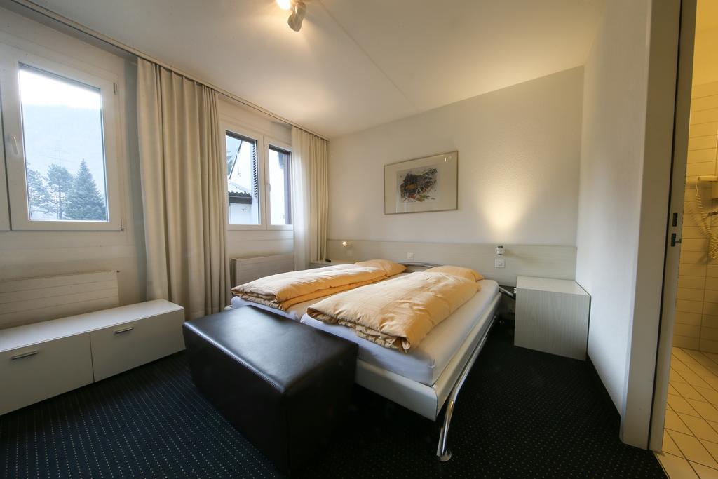 Hotel Gruesch Ngoại thất bức ảnh